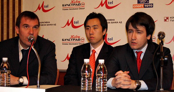 press-conference2.jpg